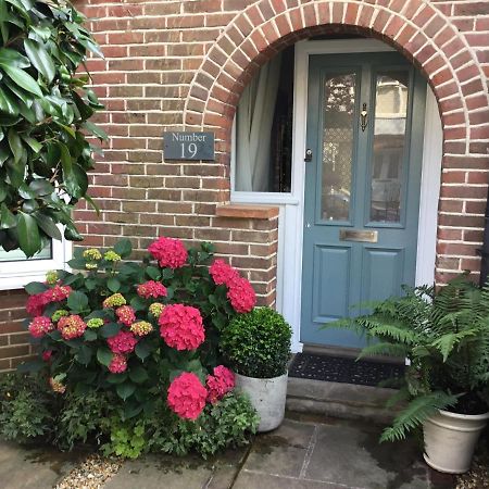 Bed and Breakfast Number 19 Chichester Exterior foto